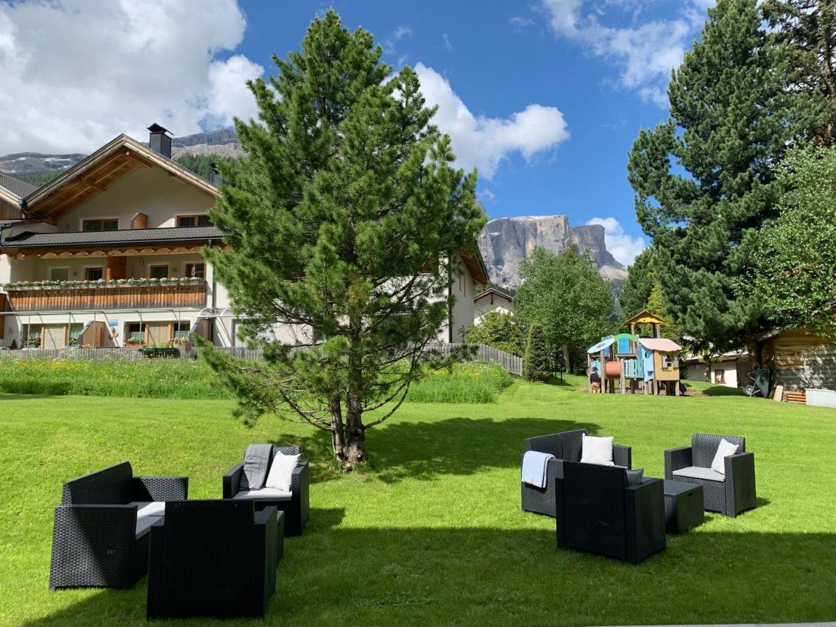 Apartments La Vara Corvara Buitenkant foto